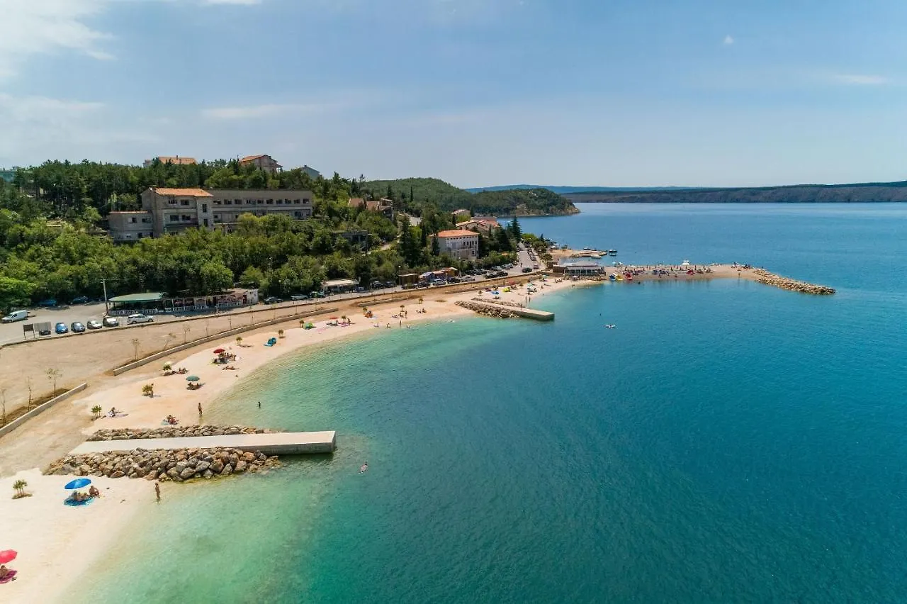 Apartments Franjo Jadranovo